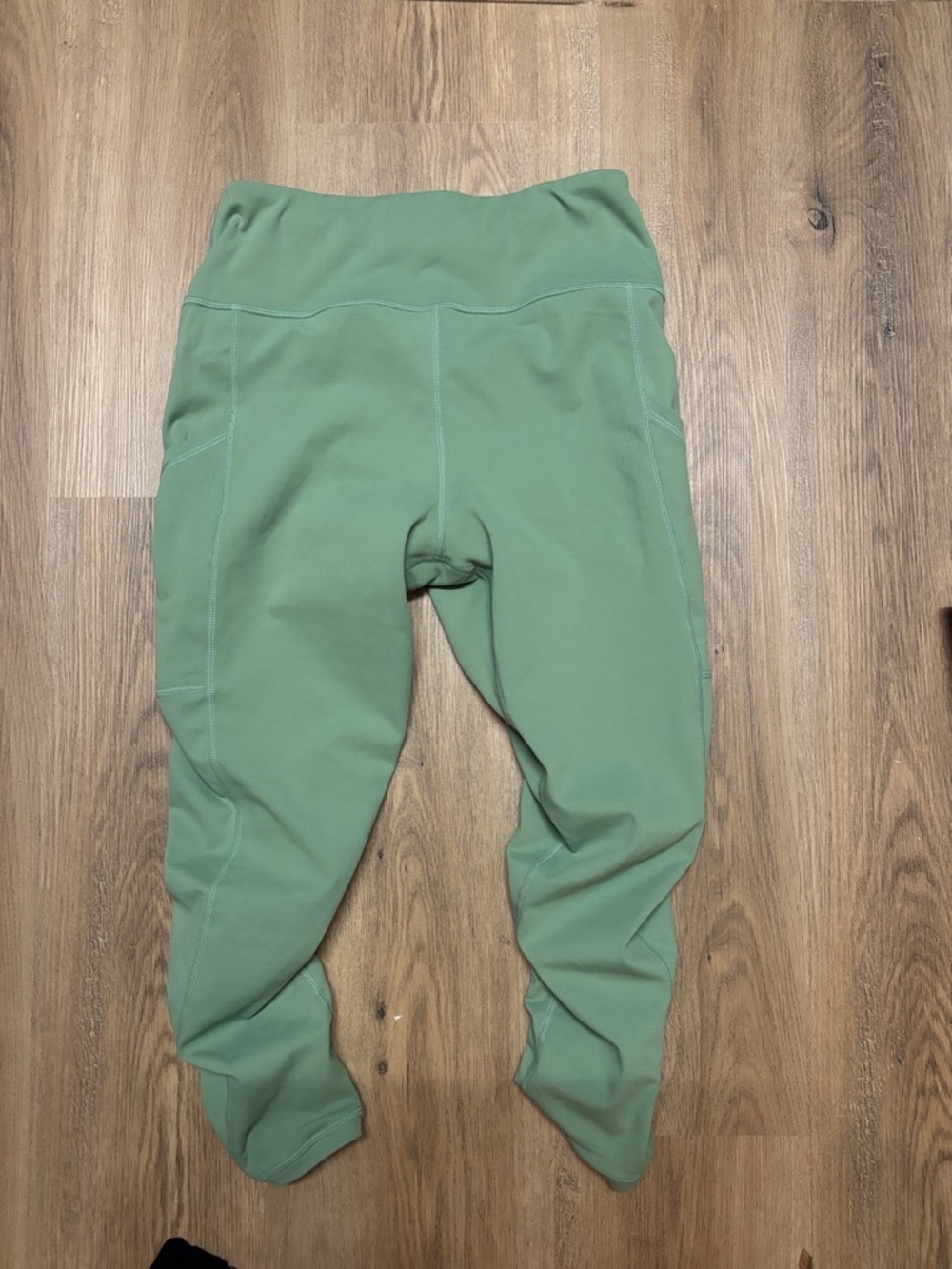 High-Rise Sage Green Active Capris
